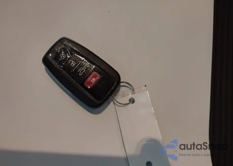 2021 Toyota Highlander Le from USA, damaged, VIN 5TDBZRBH4MS123650